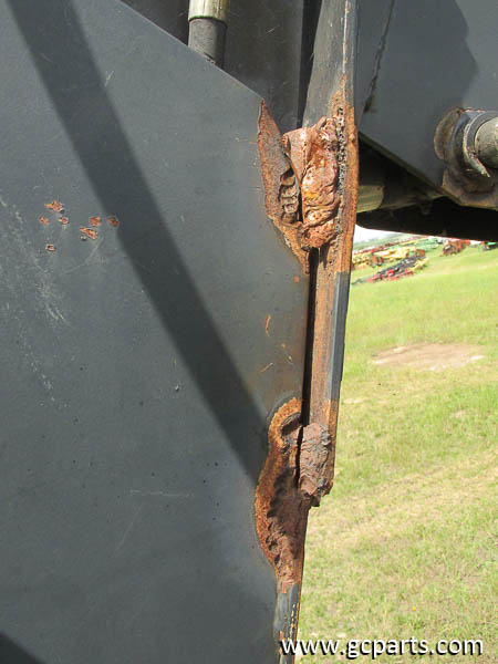 SCHWARTZ 134QX LOADER 8FT W/ GRAPPLE